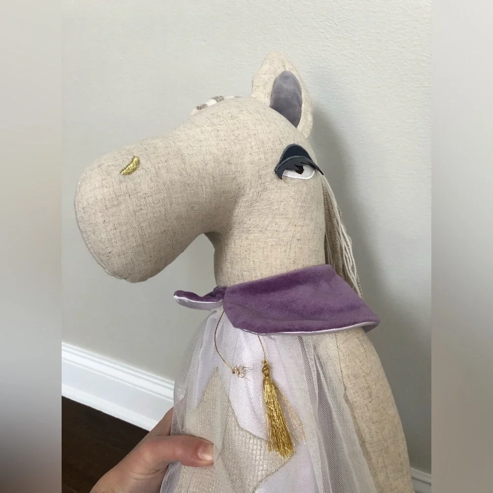 Pottery Barn Kids Designer Doll Everly Horse Linen Plush - 28" Length - EUC! - Picture 12 of 15